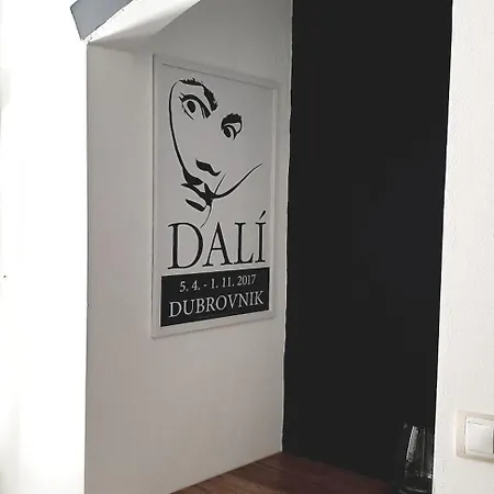 Homestay Art Gallery *